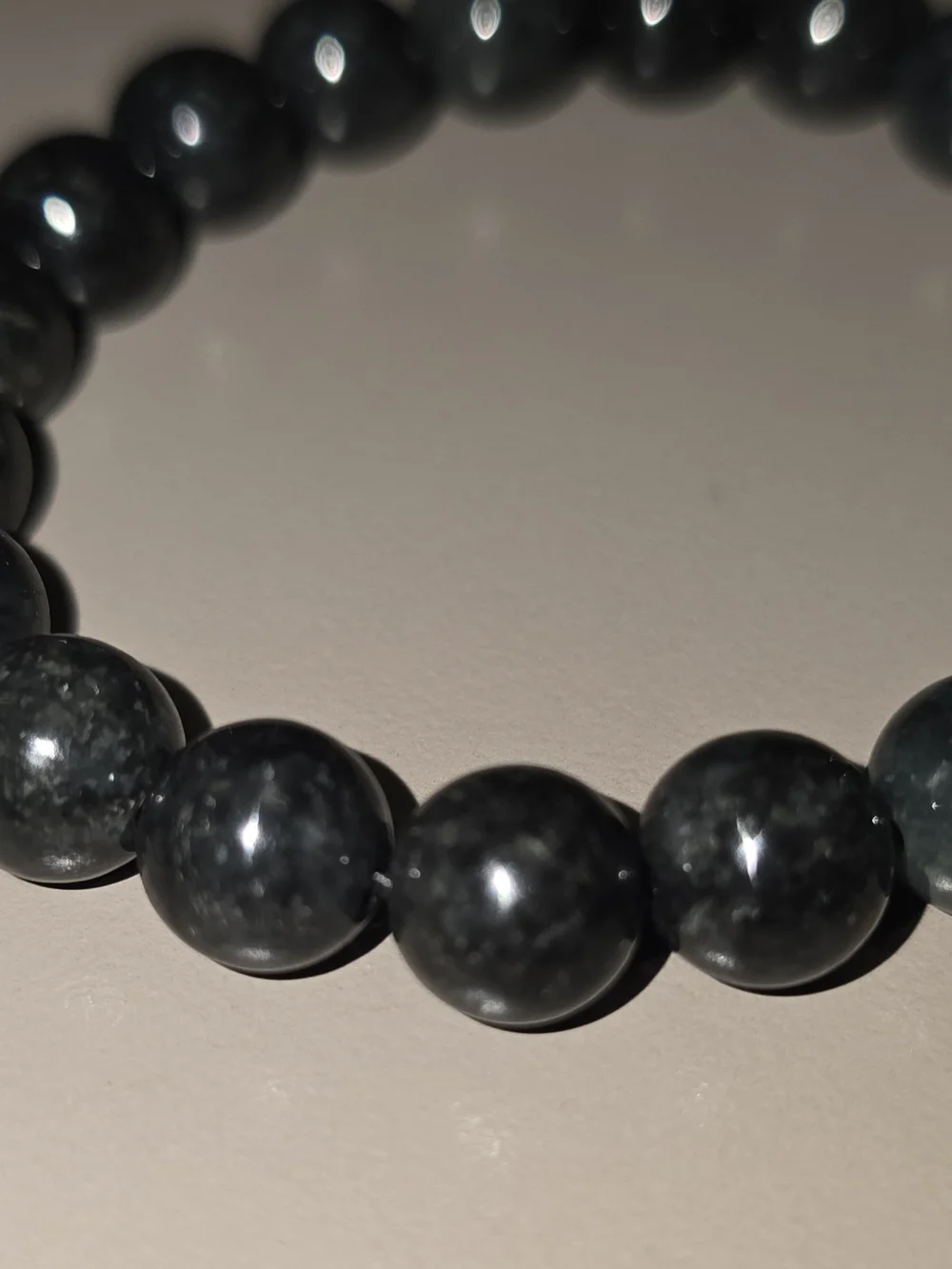 NWOT Certified Grade A Natural Black Jadeite Jade Bead Bracelet 25.11g